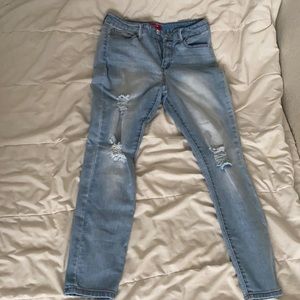Jeans by guess been wear before size 30 in women